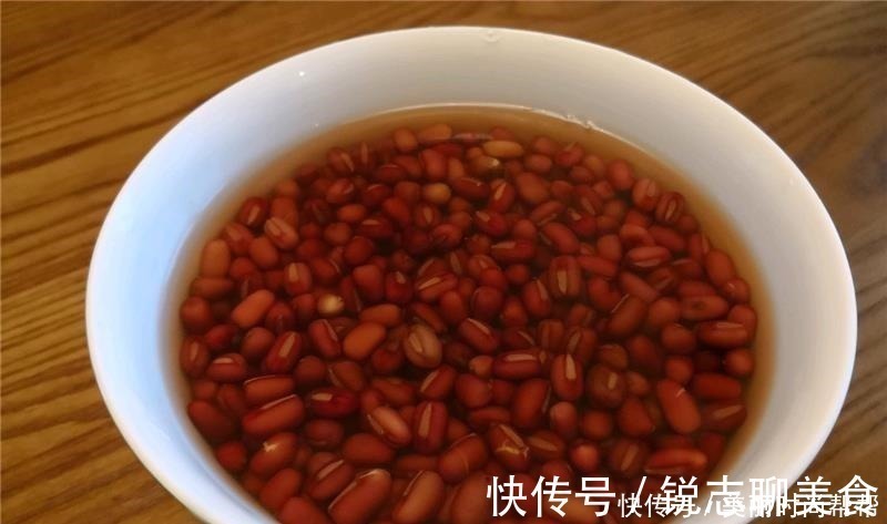 芋头|红豆加一宝,隔三差五吃,头发乌黑亮丽,口臭也没了,女人要多吃