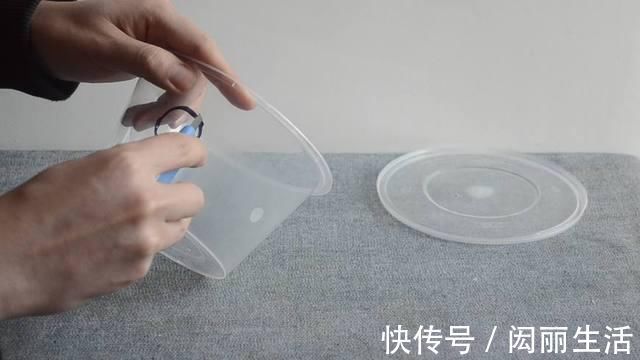 圆形|圆形打包盒你还舍得扔掉吗？放在卫生间太有创意了，省钱又实用