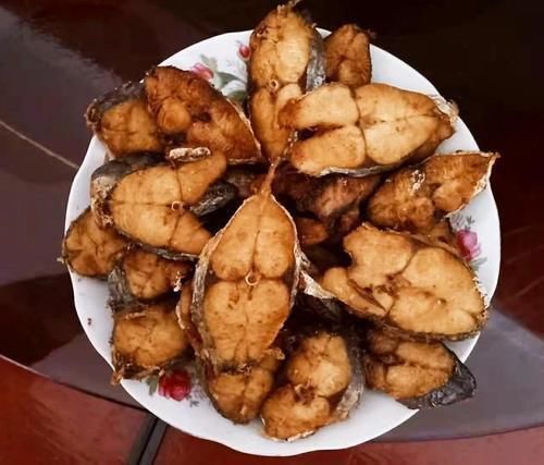 初三“回门”,小舅子媳妇做了14道菜,媳妇都是现成的没炒啥