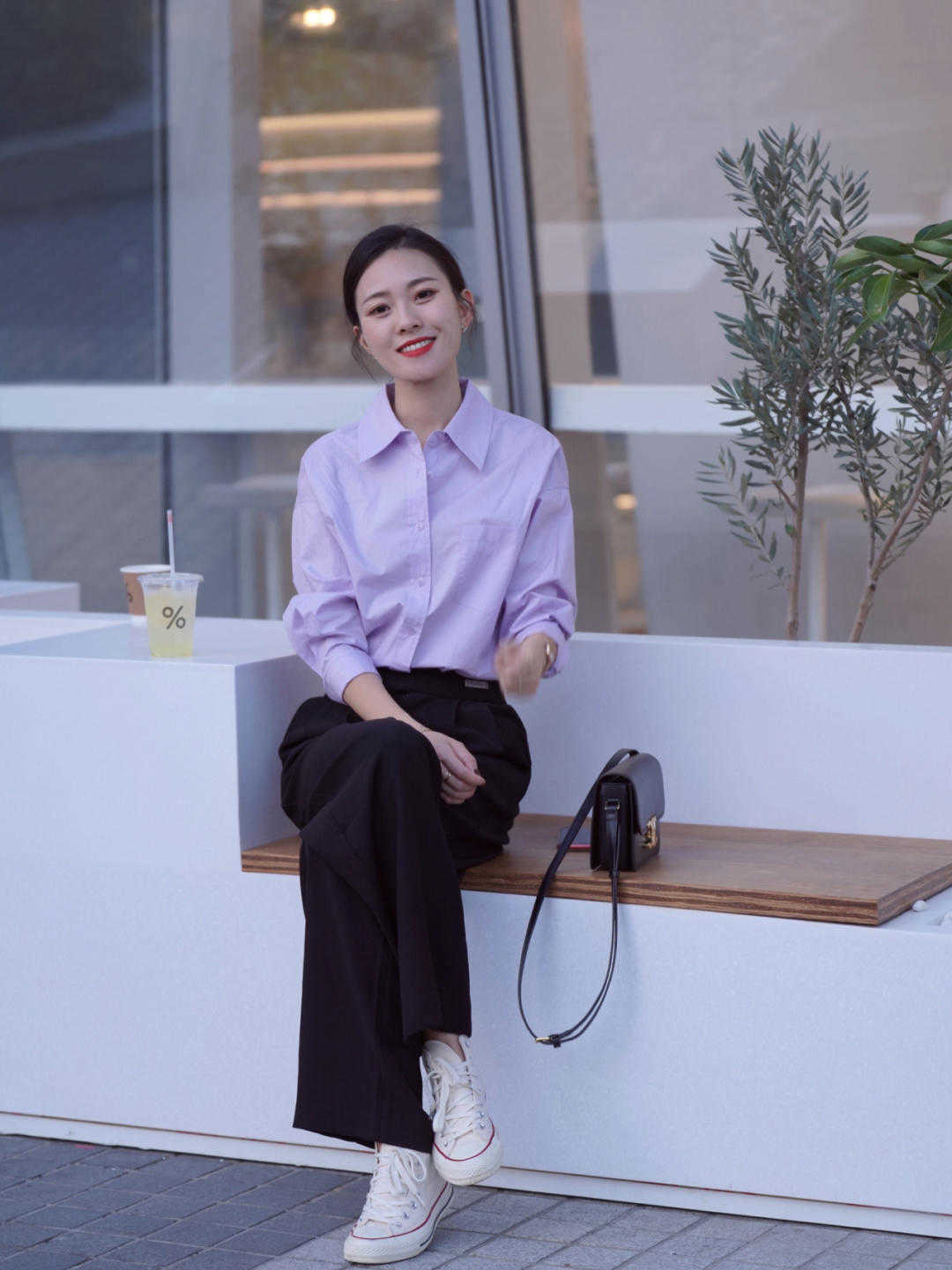 阔腿裤 秋天不一定要穿卫衣,衬衫一样很高级,这些搭配干练又洋气