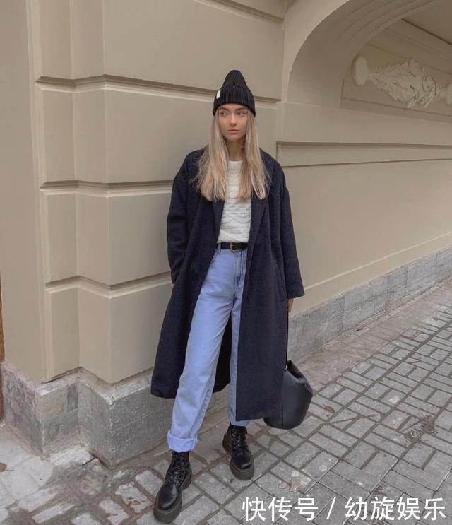 3种牛仔裤穿法,不露脚踝也显腿瘦,保暖时尚都有了