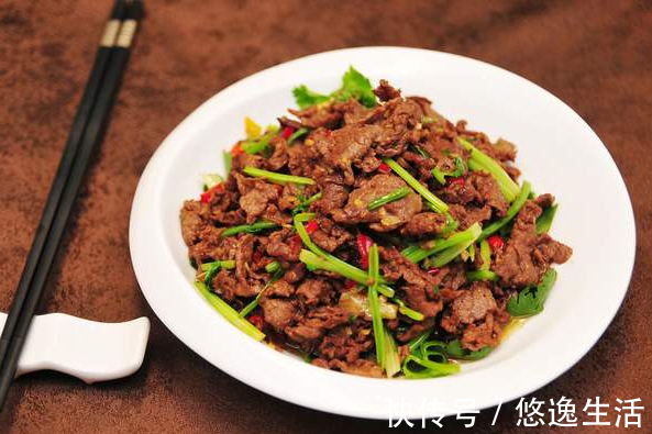 爽口|炒牛肉怎么做才不会老只需多做这1步,牛肉滑嫩爽口很入味