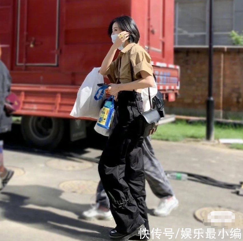 长发披肩|开拍吧电影：女演员们风格各有不同，李一桐陈都灵像来自不同季节