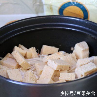 夏秋交替吃砂锅鱼，促进消化，让你拥有健康好气色