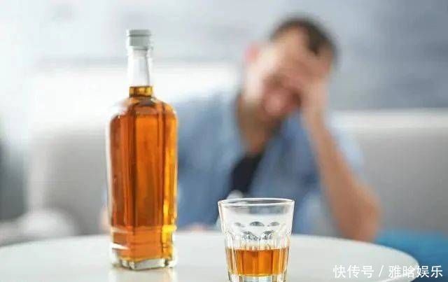 糖尿病者，身体出现4种表现，或是尿毒症“找上门”，莫忽视