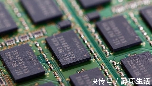 内存|手机10GB运行内存真的有必要吗手机反超PC硬件配置