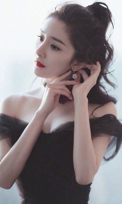 如何让自己显得很年轻？坚持这三个护肤方法，皮肤会越来越健康