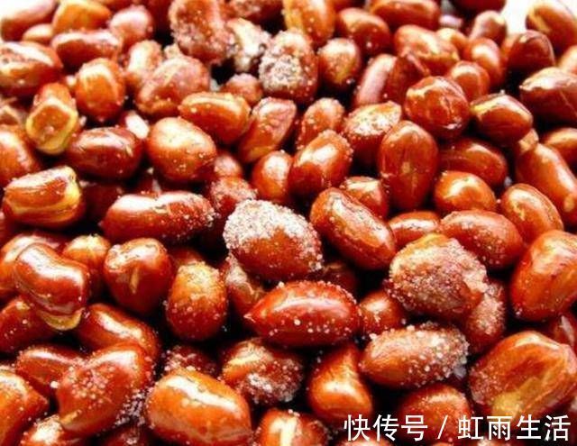 花生米怎么炸的又脆又酥，那是你没有做对这几步，别再错下去了