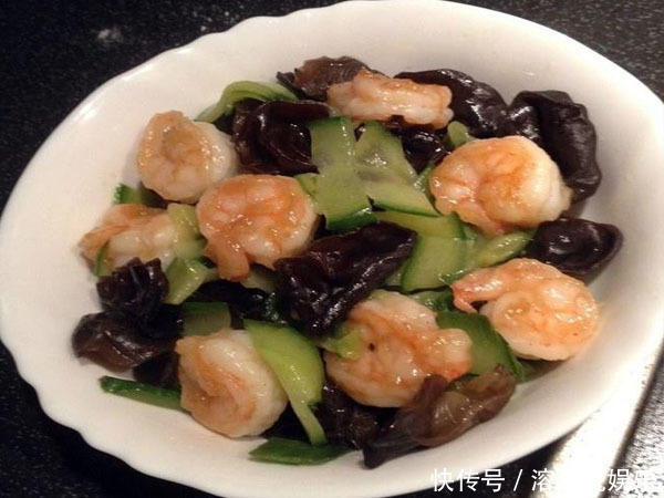 延缓衰老|妇科中医年过40,常吃3种黑色食物,补充气血,还延缓衰老