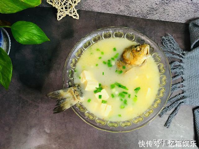 豆腐和它很配，补钙又补脑，适合春天吃，孩子常吃长得高