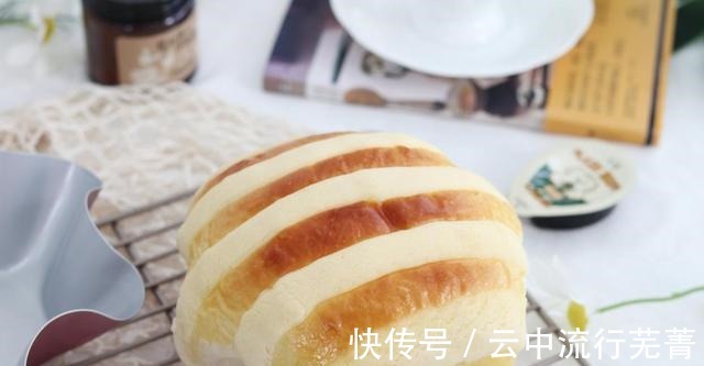 原来雪芙面包那么好吃，外酥内软，做法也很简单，在家就能自制！
