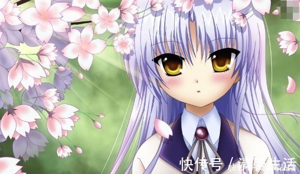 手办|日本手办做工精细？当把中国作品杨贵妃放大3倍，腿上的液体才叫完美！