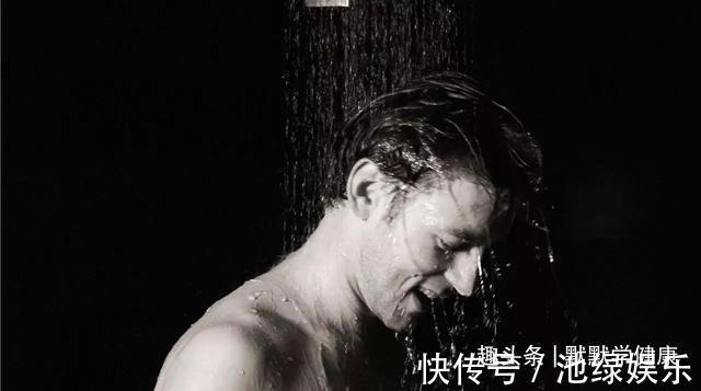 阳气|利用肚脐眼养阳,照着这样做提升阳气,秋冬少生病!