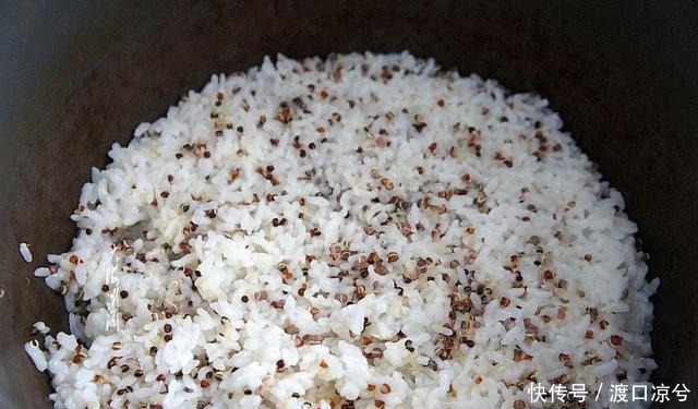 我家从不蒸白米饭,大米里加把它,越嚼越香,低脂饱腹不长胖