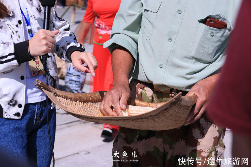 玻璃桥|落日余晖，一颦一笑染尽迷人秋色，遇见古老神秘之国—沂蒙山