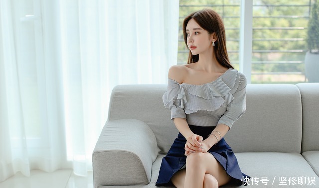 孙允珠时尚穿搭:玲珑紫砂灰度双层荷叶包臀裙