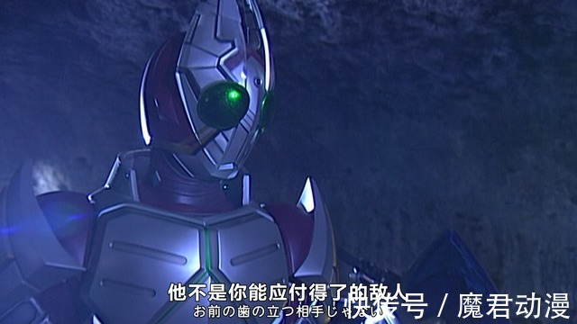 前辈|假面骑士剑:蝙蝠不死兽开局暴打橘前辈,封印之后沦为废弃的底牌