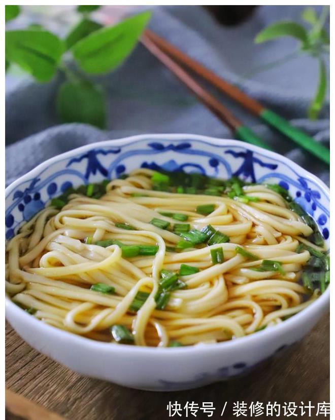 泡面|最适合懒人的一碗面，5分钟搞定，酸爽开胃，比煮泡面还简单