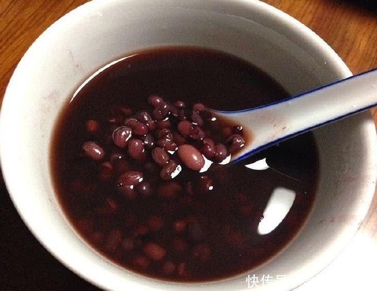 学会|煮红豆时别再提前用水泡了,学会这个小技巧,红豆开花更迅速