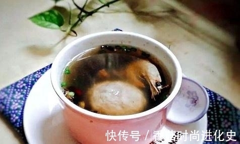 鐵皮石斛|它被譽為“降糖王”，隔三差五吃1點，降壓調血糖，趕走糖尿??！
