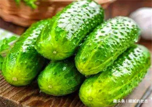 茉莉花鸡片|冬天女性可以坚持吃4种食物,排出毒素,美容养颜,滋养女性子宫