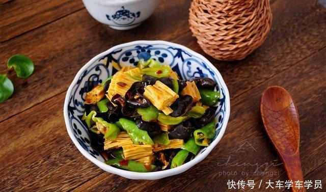 泡腐竹,别放水里就泡,学会饭店做法,30分钟泡好无硬心更筋道