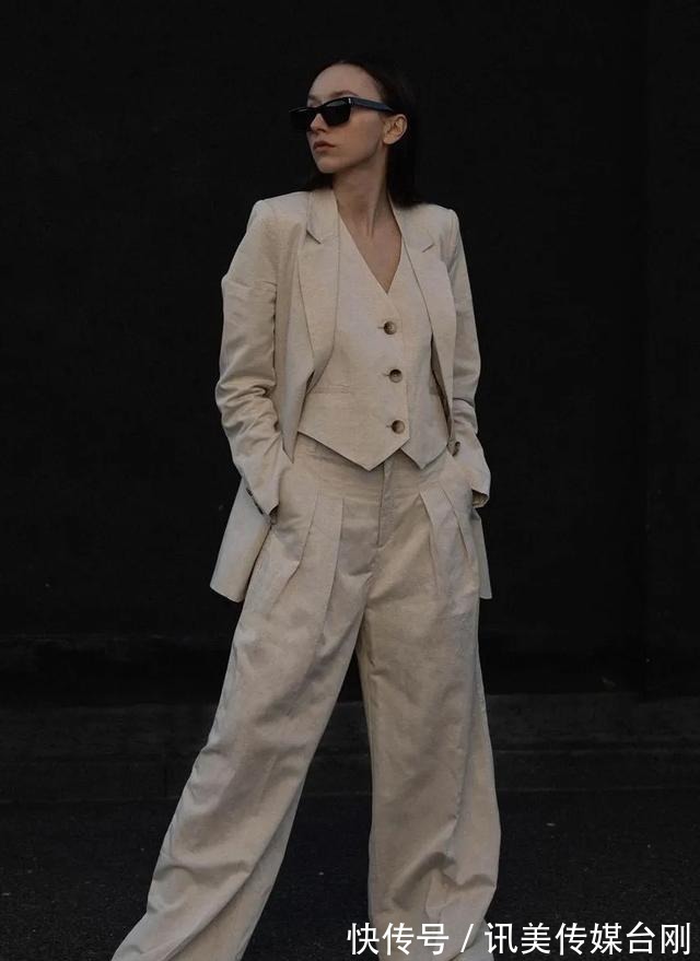 成套|衣服很多却不会穿搭?学会“成套穿”你就赢了!