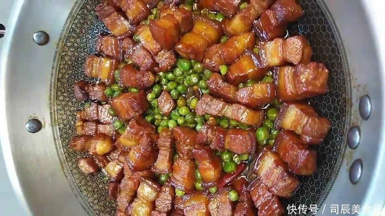  好吃|豌豆烧肉的做法，兼具营养和美味，好吃不油腻，缓解眼睛疲劳