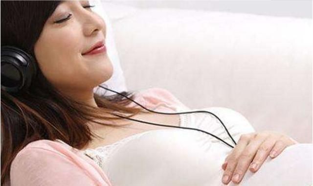 宝宝|胎宝宝被脐带缠住时,孕妈会有什么感觉这种感觉最好及时去医院