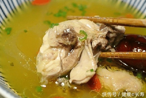 秋天|秋天天气干燥要多喝汤,7款家常滋补靓汤,鲜甜润燥,家人都爱喝