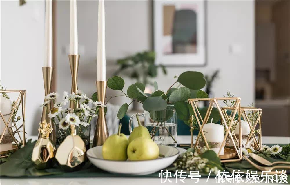 墨绿色|北欧风清新寡淡？墨绿＋黄铜元素，让70㎡小两居精致轻奢，超美！