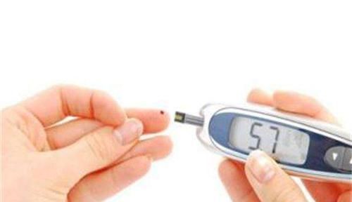 糖尿病患者|3种食物是“含糖大户”,糖尿病人若常吃,打再多胰岛素也无效果