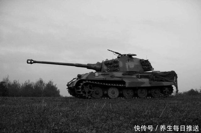 全军覆没|二战德军最强坦克首战竟沦为苏军经验包,全军覆没却无一战果