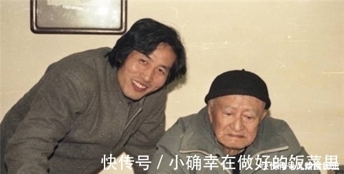 林散之#这位老人被日本尊为草圣，启功先生看到其书法，当场脱帽鞠躬三次