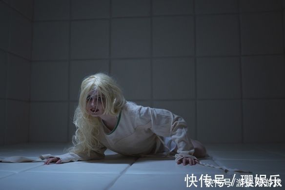 h腿控福利!俄妹COS小丑女:精分哈莉·奎茵的种种蜕变