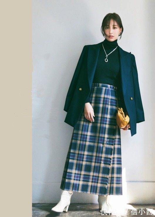 裙装|40岁的女人不用愁,学日系风这样搭配解决穿衣难,遇见更美的自己