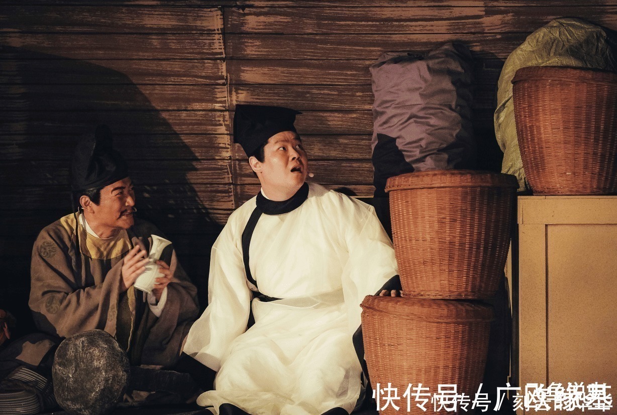 下联|清朝一县令怕老婆，酒后说一俗联天不怕地不怕，就是老婆也不怕