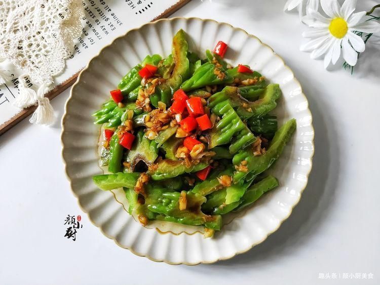 天热,最该吃的不是黄瓜,而是这菜,简单一拌,好吃下饭还不长肉