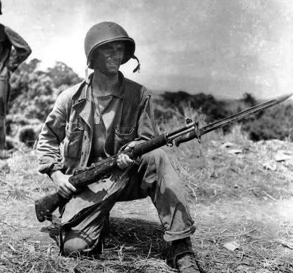 死神|半个脑袋被打掉还没死,还杀敌700,被敌人称为“白色死神”