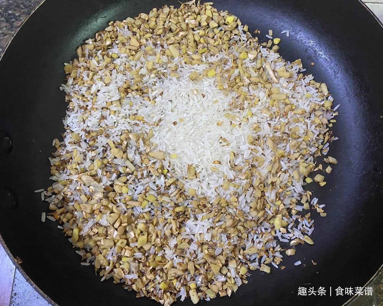 姜末|80岁老爷爷告诉我,米和生姜一起炒,想不到这么厉害,建议收藏