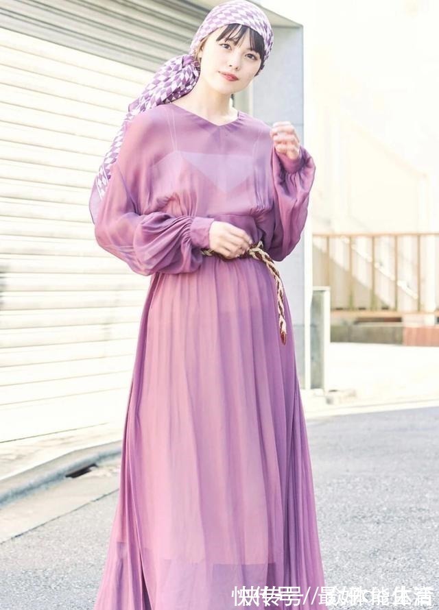 年代感 现在的潮人只有2种穿古着的和穿新衣服的!