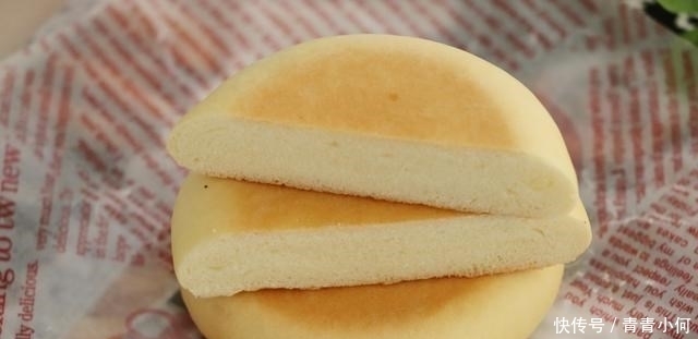 1碗面粉，2个鸡蛋，不加一滴水，松软香甜，比面包还营养好吃