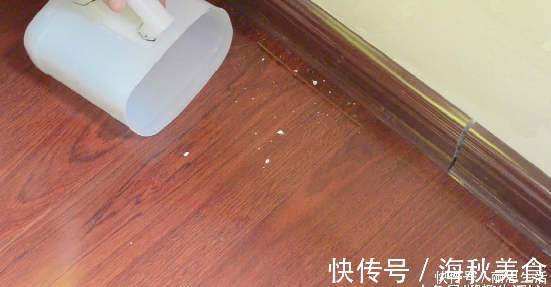 瓶子|酱油瓶子别扔了, 剪几刀放在家里有妙用, 一家人都要抢着用