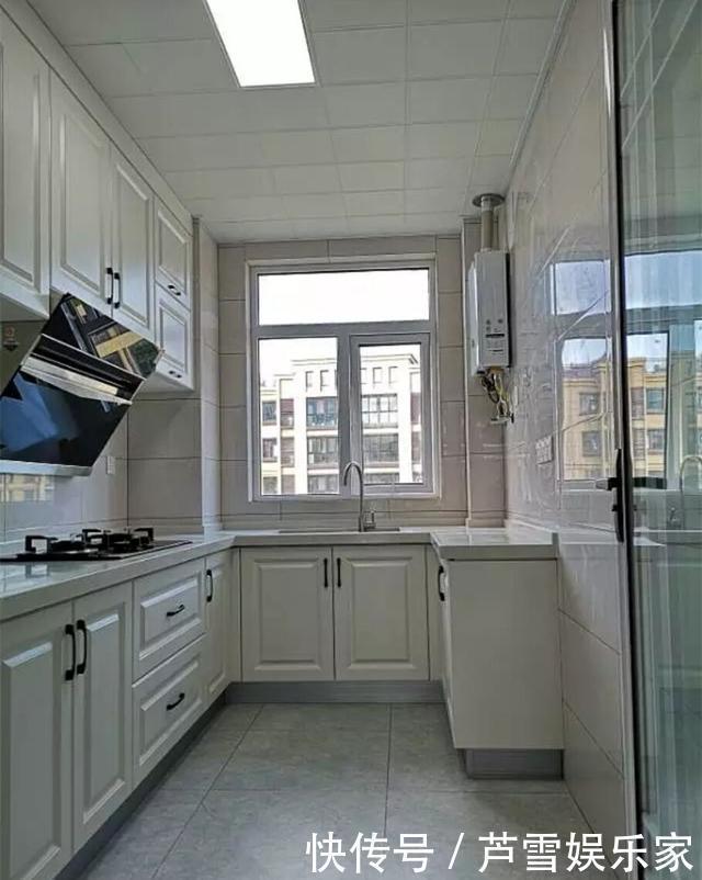 左邻右舍|家里的柜子刚装完，左邻右舍都来参观，我家就快变成样板间了！