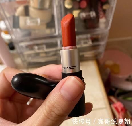 气质|黄黑皮“涂口红”别涂这3种色彩,显黑掉层次,别的2种显白又气质