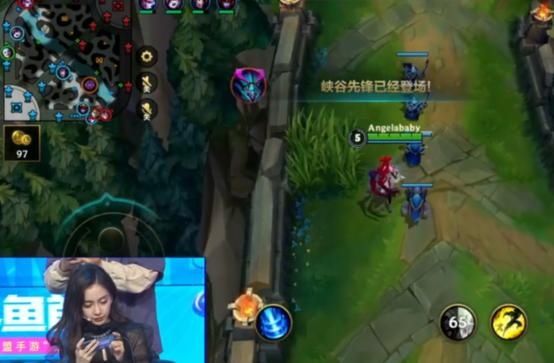 Angelababy直播首秀引关注，灵药灵性对线！网友：药导太懂直播了