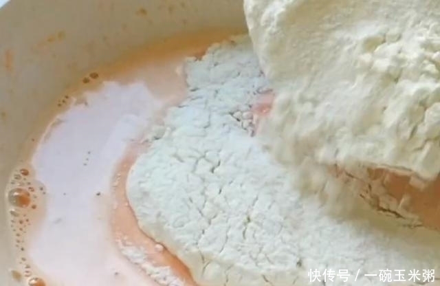 葡萄干|自从知道胡萝卜加鸡蛋可以这样吃，孩子3天2头点名吃，开锅流口水