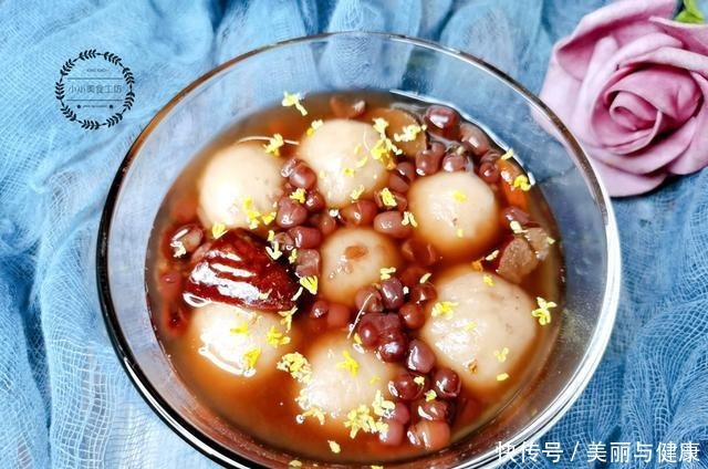 红豆和它是绝配，坚持每天喝一碗，滋补养颜补气血，女人要多喝！