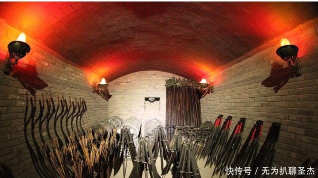 仅仅|刘备携带十万民众南逃,难道仅仅是因为他的“仁义”吗?