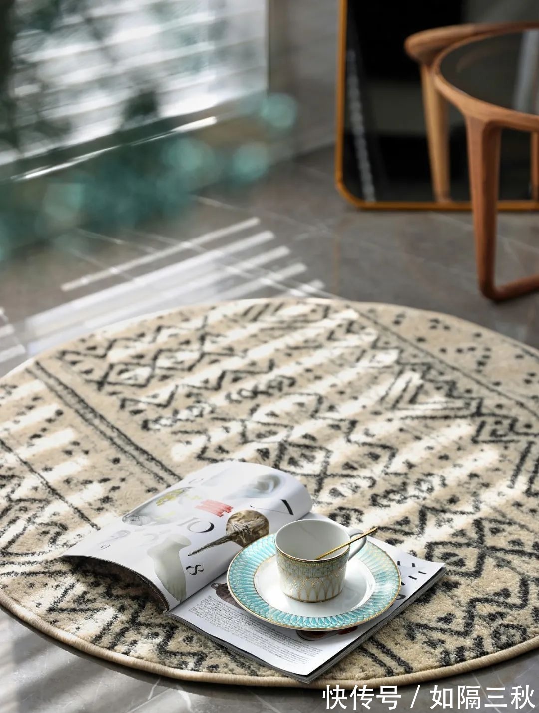 羊毛毯|独居是一个人的狂欢:93㎡三室两厅家装阳台爆改休闲区